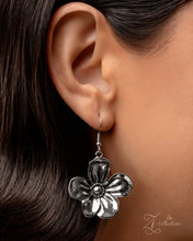 Load image into Gallery viewer, Inquisitive - Silver Necklace - Zi Collection