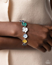 Load image into Gallery viewer, Complete Look - French Florals - Candid Color
