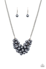 Load image into Gallery viewer, Grandiose Glimmer - Black Necklace
